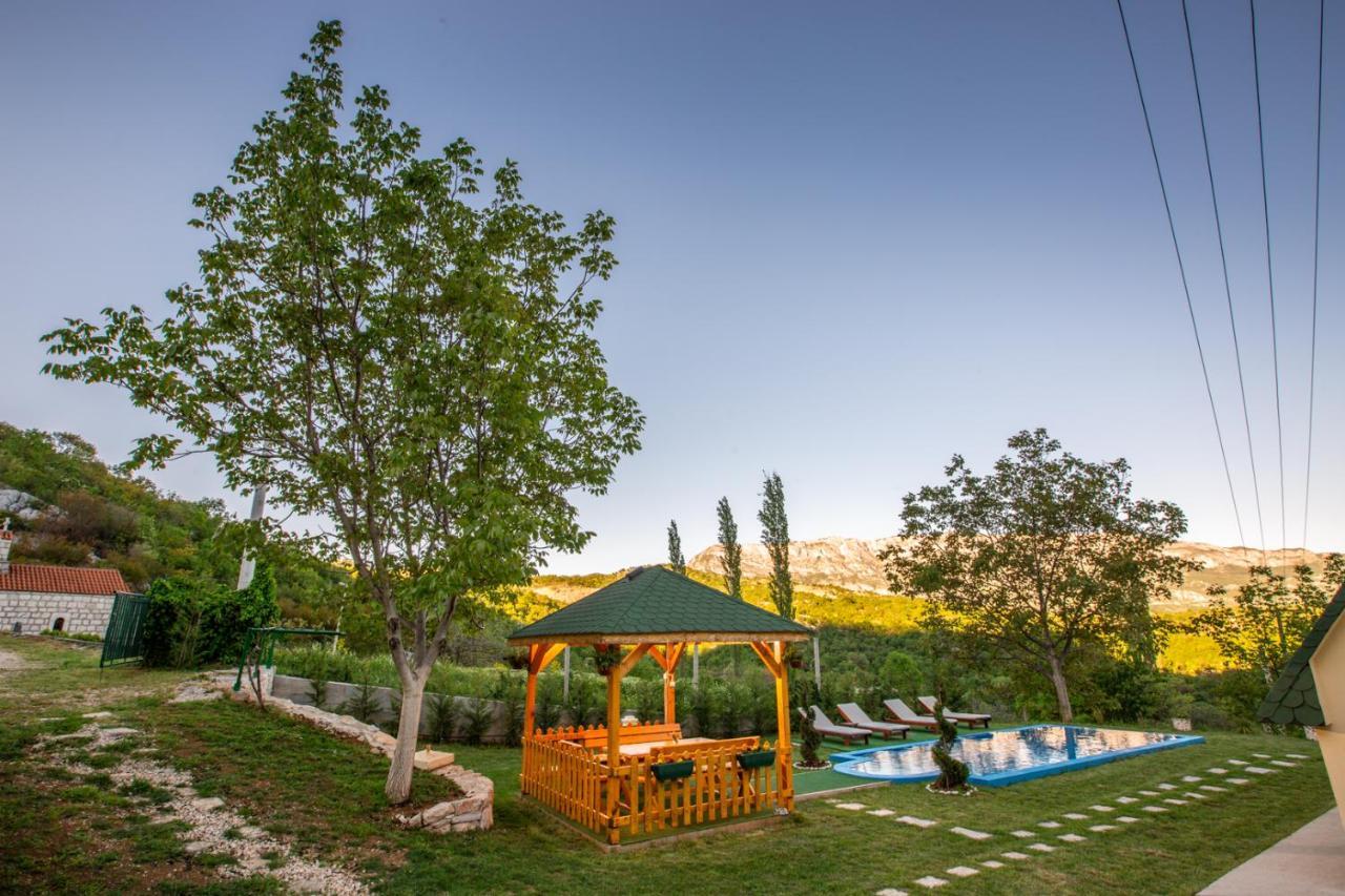 Cozy House Ostrog Guest House Niksic Luaran gambar